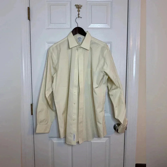 Brooks Brothers shirt button up long sleeve men white size 16 1/2 by 35 - Picture 1 of 7